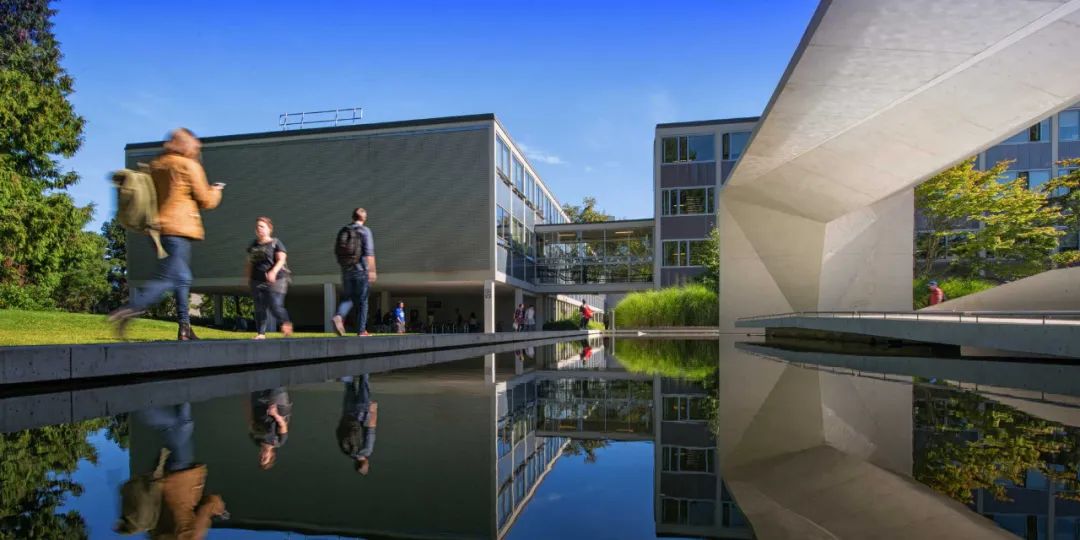 特朗普引发学术动荡：UBC火了，美国学生蜂拥申请