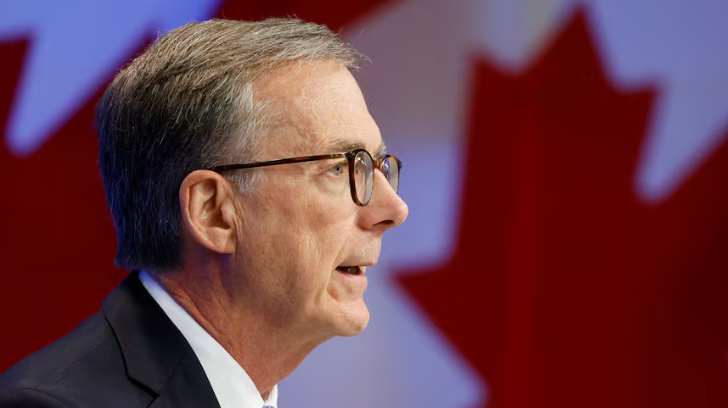 加央行按兵不动！基准利率维持2.25%，经济竟比预期更“抗打”？