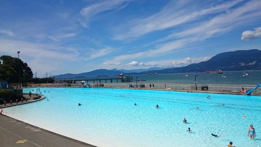 大温夏日玩水地图！10个特色户外泳池：海景、咸水、森林、造浪池全都有