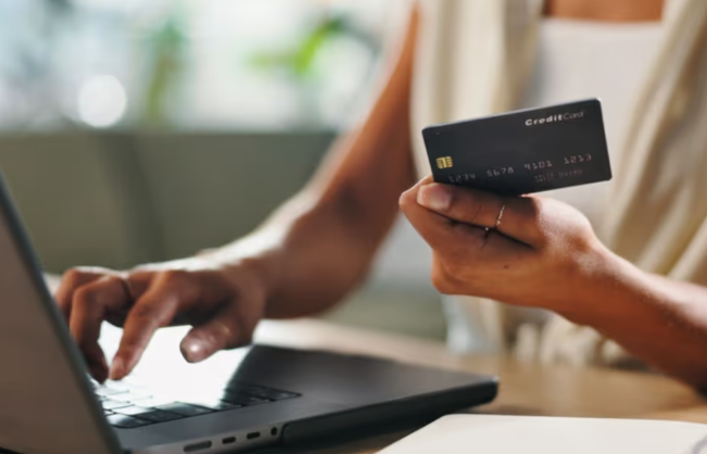 加拿大2026年最佳信用卡名单: 综合奖励最好的卡是它, 连续6年霸榜!