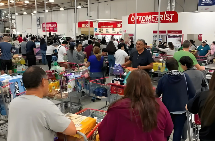 "菜单"得改？美食品价格暴涨33%,碎牛肉每磅$6.82,50年来最大食品涨价潮已来。
