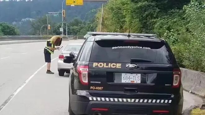 BC省3月严查开始：分心驾驶最高罚368加币！